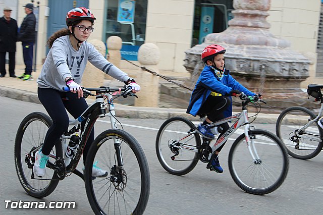 Da de la Bicicleta y exhibicin de Trial  - 380