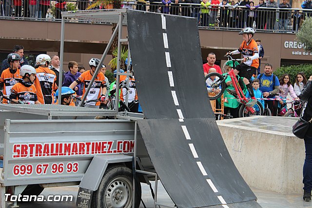 Da de la Bicicleta y exhibicin de Trial  - 411