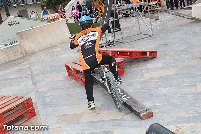 Da de la Bicicleta y exhibicin de Trial  - 420