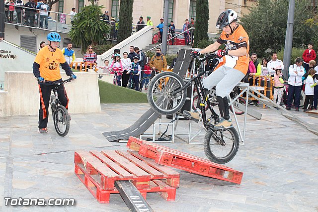 Da de la Bicicleta y exhibicin de Trial  - 444