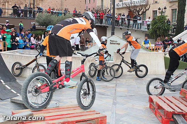 Da de la Bicicleta y exhibicin de Trial  - 454