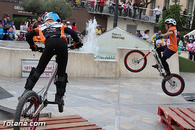 Da de la Bicicleta y exhibicin de Trial  - 479