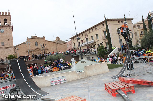 Da de la Bicicleta y exhibicin de Trial  - 495