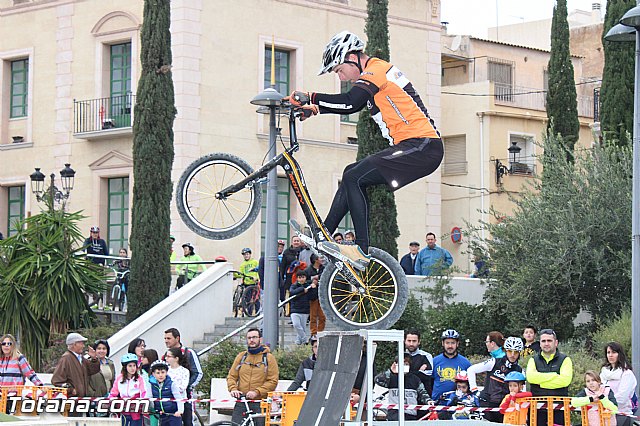 Da de la Bicicleta y exhibicin de Trial  - 504