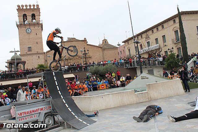 Da de la Bicicleta y exhibicin de Trial  - 526