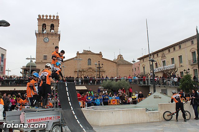 Da de la Bicicleta y exhibicin de Trial  - 530