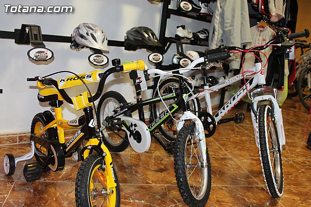 Inauguracin de las nuevas instalaciones de Bike Planet en Totana - 7