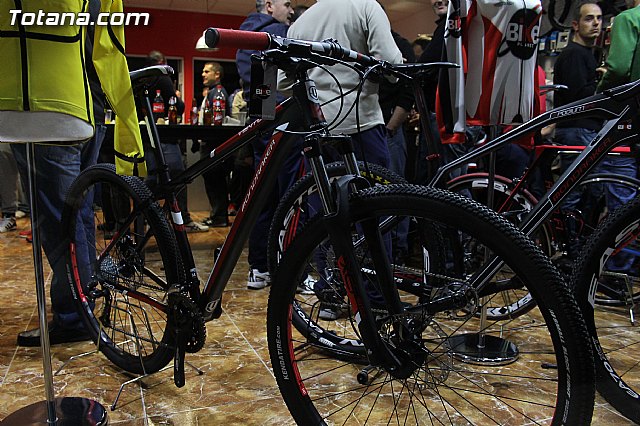 Inauguracin de las nuevas instalaciones de Bike Planet en Totana - 70