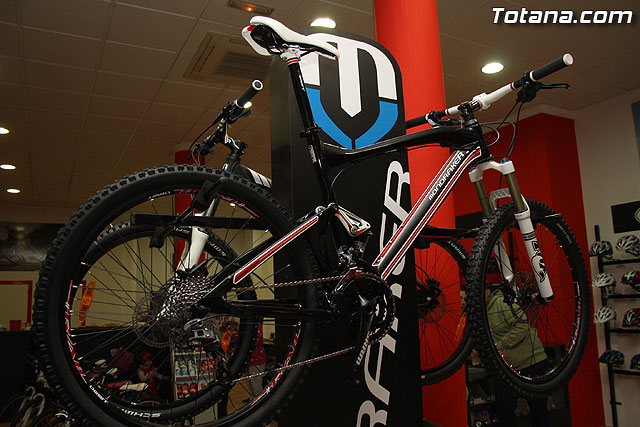 Inauguracin nueva tienda de bicicletas 