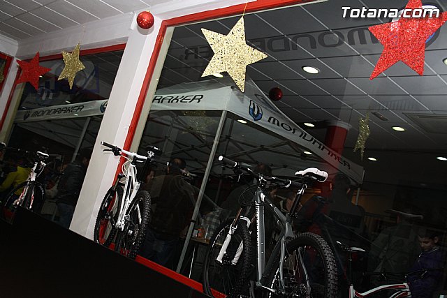 Inauguracin nueva tienda de bicicletas 