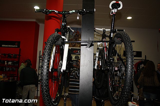 Inauguracin nueva tienda de bicicletas 