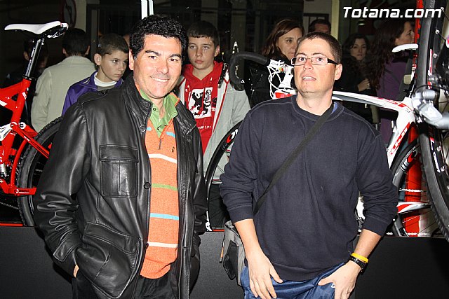 Inauguracin nueva tienda de bicicletas 