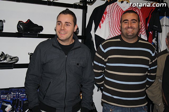 Inauguracin nueva tienda de bicicletas 