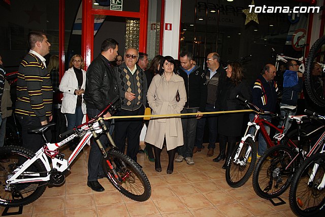 Inauguracin nueva tienda de bicicletas 