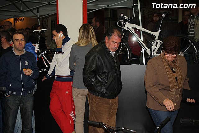 Inauguracin nueva tienda de bicicletas 