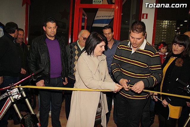 Inauguracin nueva tienda de bicicletas 