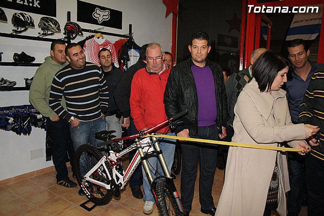 Inauguracin nueva tienda de bicicletas 