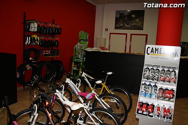 Inauguracin nueva tienda de bicicletas 