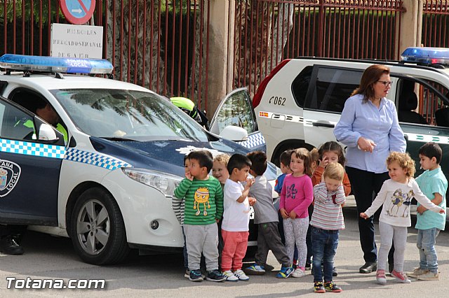 Vehculos de seguridad y emergencias locales 2016 - 117