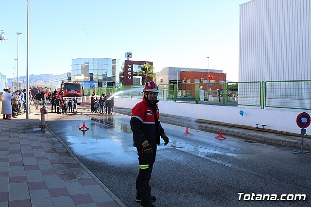 I Campaa de Recogida de Alimentos - Parque de Bomberos de Totana-Alhama  - 2