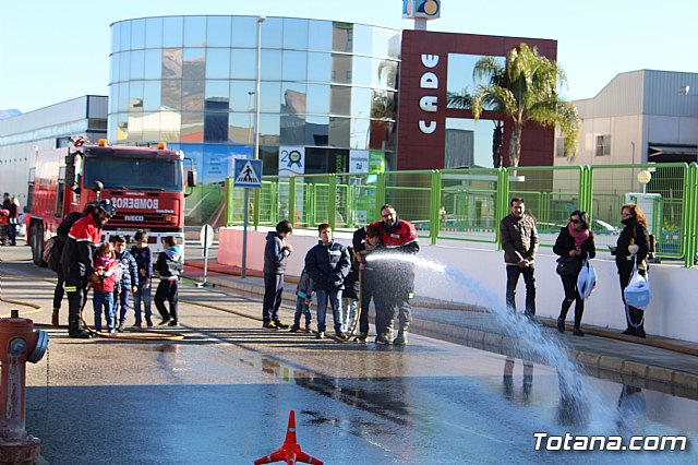 I Campaa de Recogida de Alimentos - Parque de Bomberos de Totana-Alhama  - 3