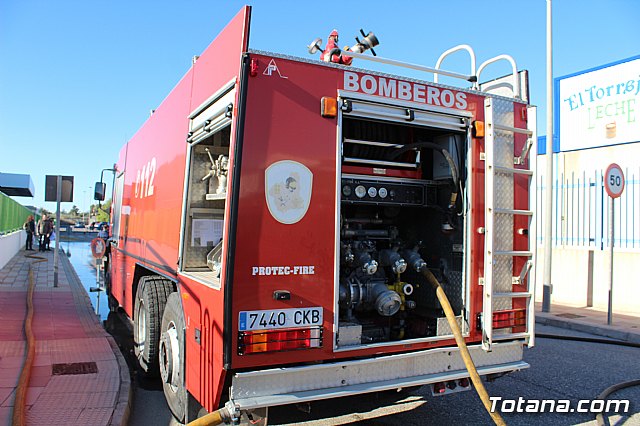 I Campaa de Recogida de Alimentos - Parque de Bomberos de Totana-Alhama  - 22