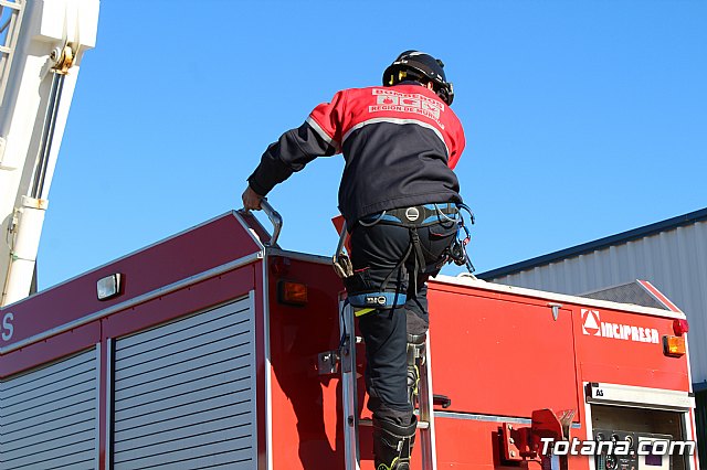 I Campaa de Recogida de Alimentos - Parque de Bomberos de Totana-Alhama  - 32