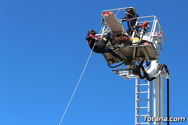 I Campaa de Recogida de Alimentos - Parque de Bomberos de Totana-Alhama  - 119