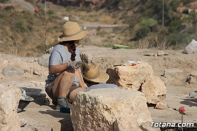 IV Campo de Trabajo Arqueolgico en el yacimiento Las Cabezuelas - 14