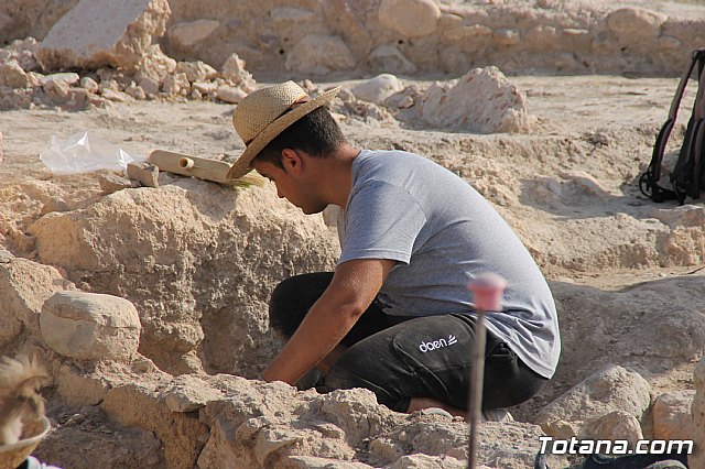 IV Campo de Trabajo Arqueolgico en el yacimiento Las Cabezuelas - 28
