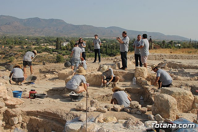 IV Campo de Trabajo Arqueolgico en el yacimiento Las Cabezuelas - 45
