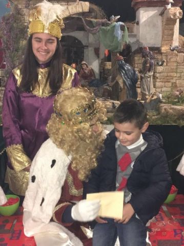 La Hermandad de Jess en el Calvario y Santa Cena recibe en Ao Nuevo la visita de SSMM los Reyes Magos  - 32