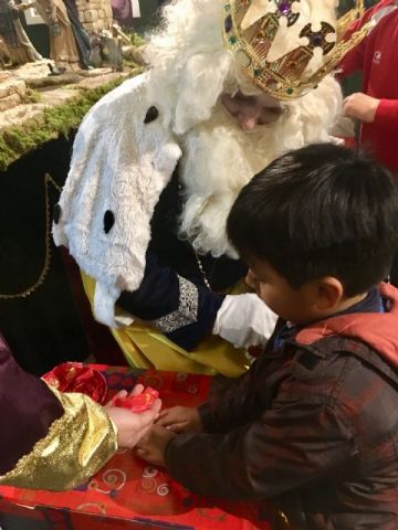 La Hermandad de Jess en el Calvario y Santa Cena recibe en Ao Nuevo la visita de SSMM los Reyes Magos  - 80