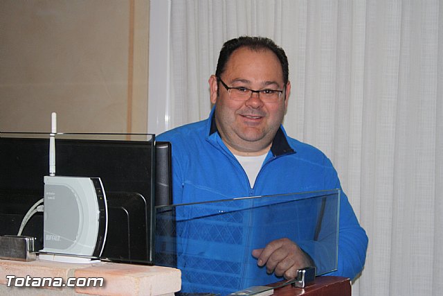 Hermandad de Jess en el Calvario y Santa Cena - 200