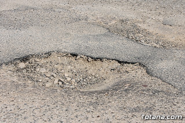 Denuncian el estado calamitoso del camino de los Yesares, en la diputacin de Mort - 28