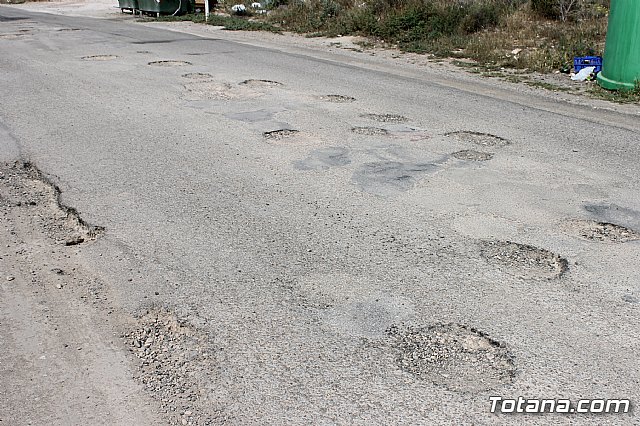 Denuncian el estado calamitoso del camino de los Yesares, en la diputacin de Mort - 37