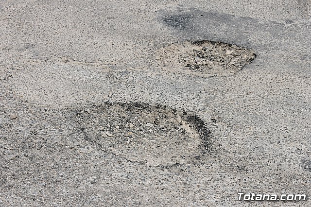 Denuncian el estado calamitoso del camino de los Yesares, en la diputacin de Mort - 38