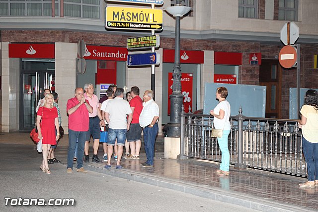 Pegada de carteles - Elecciones Generales 26J - 9