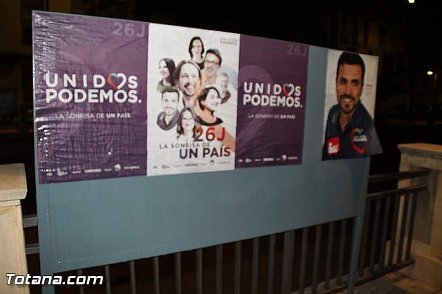 Pegada de carteles - Elecciones Generales 26J - 63