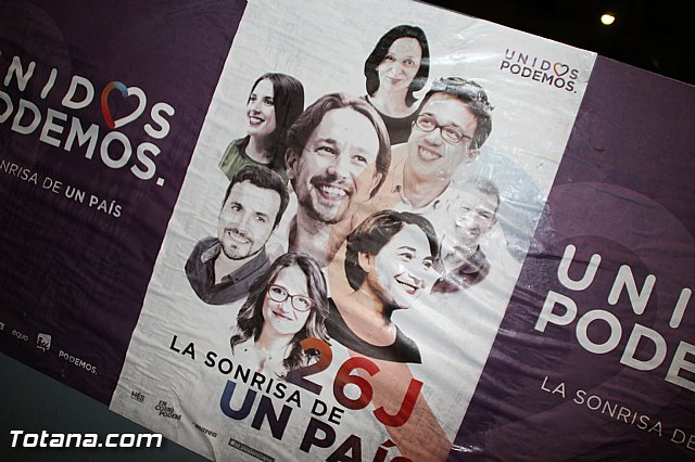 Pegada de carteles - Elecciones Generales 26J - 64