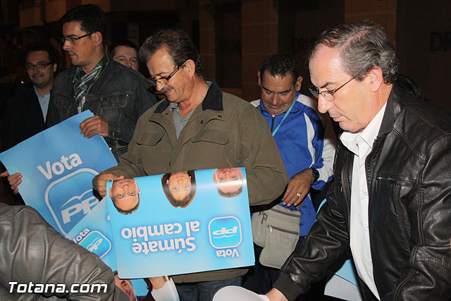 Pegada de carteles. Elecciones generales 20N - 8