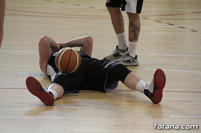 El CB Totana disput el primer partido de playoff por el ascenso a la Liga EBA (73-81) - 71