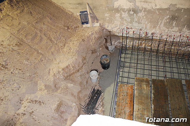 Primera piedra de las obras de ampliacin de la sede de la Hdad. de Santa Mara Cleof y Coronacin de Espinas - 2