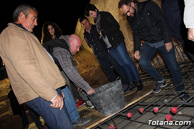 Primera piedra de las obras de ampliacin de la sede de la Hdad. de Santa Mara Cleof y Coronacin de Espinas - 39