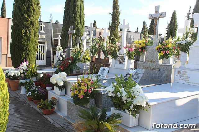 Da de los Fieles Difuntos - 124