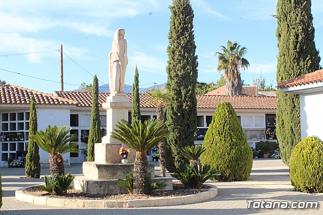 Da de los Fieles Difuntos - 125