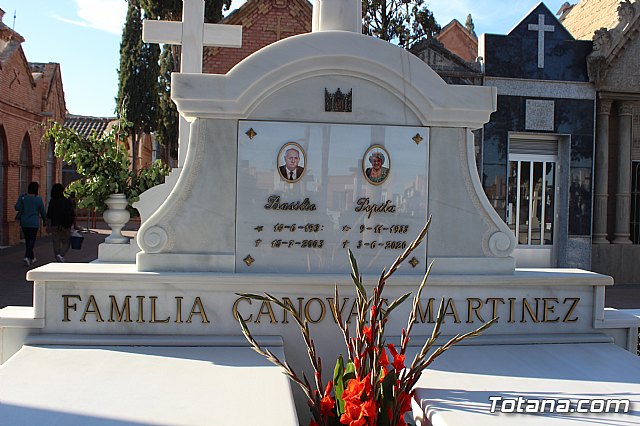 Da de los Fieles Difuntos - 175