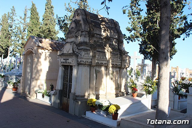 Da de los Fieles Difuntos - 176