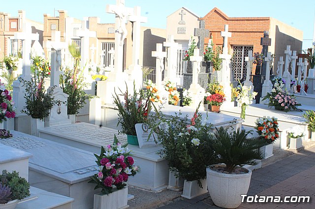 Da de los Fieles Difuntos - 179