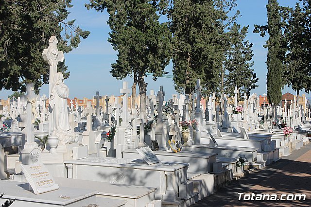 Da de la madre 2020 en el Cementerio Municipal - 1